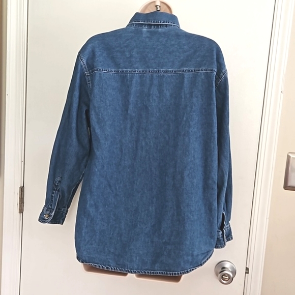 Vintage Disney Winnie-the-Pooh & Friends Embroidered Chambray Shirt Size… - Picture 2 of 16